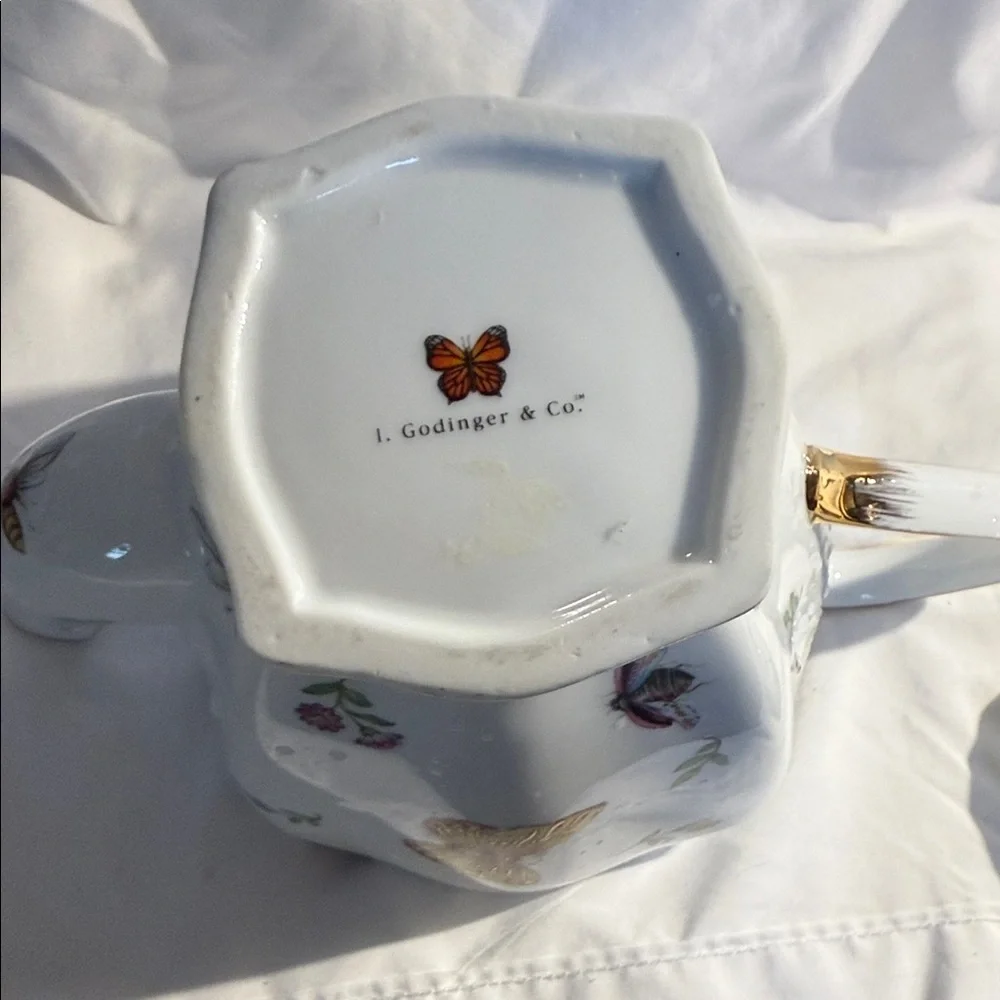 Elegant  Godinger Primavera White Teapot with Gold Accents and Nature Design